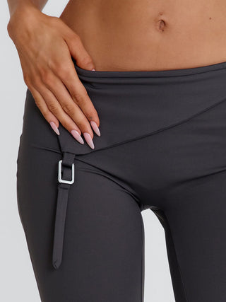JULIETT CAPRI PANTS DARK GREY Pants 