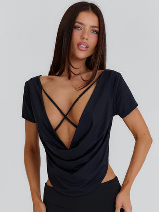 SUMMA LONGLINE TOP BLACK Crop Top 